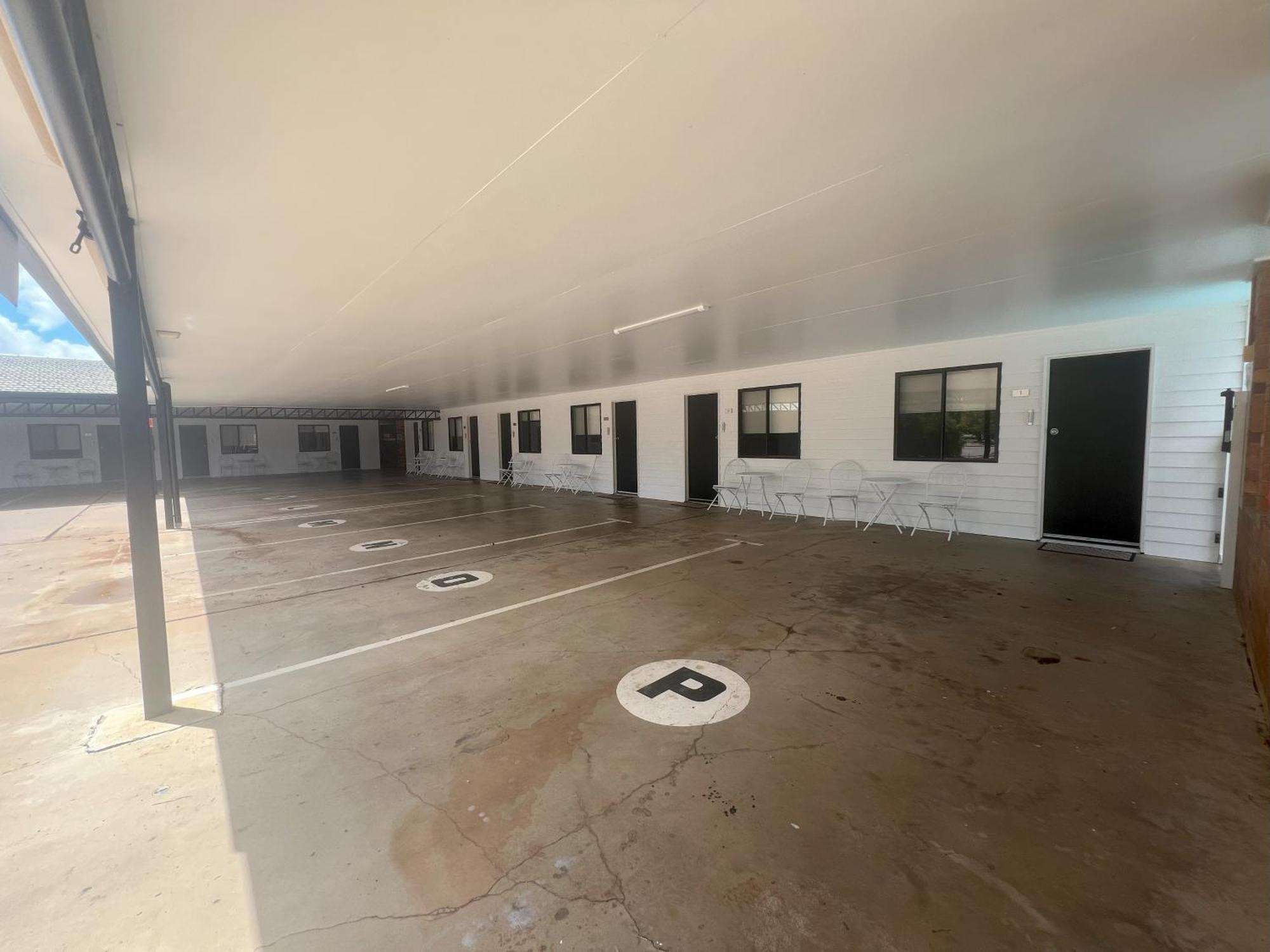 Abajaz Motel-Central-King Bed-Shaded Parking Longreach Ngoại thất bức ảnh